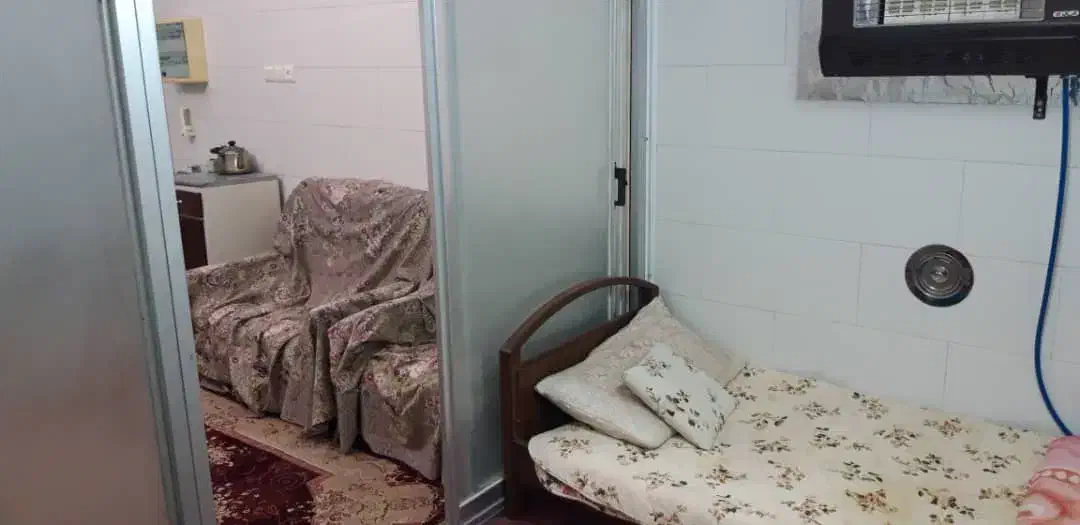 منزل مبله میدان فرصت شیرازی ( ساعتی نداریم)|اجارهٔ کوتاه‌مدت آپارتمان و سوئیت|شیراز, پودنک|دیوار
