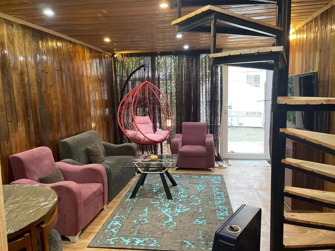 کلبه سوئیسی واقع در متل قو|اجارهٔ کوتاهمدت ویلا و باغ|سلمانشهر, |دیوار