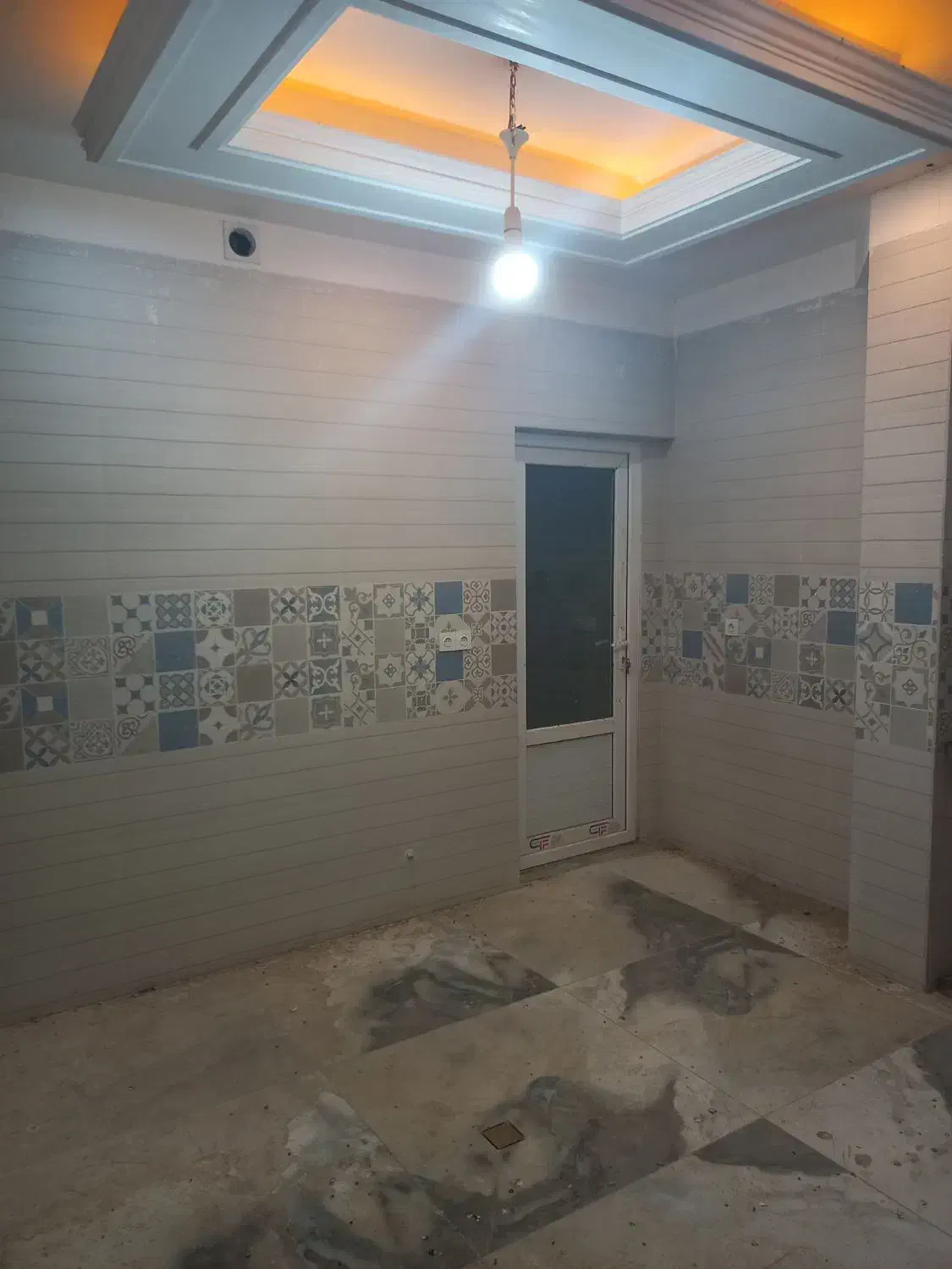 واحد اداری/۸۰ متر / بر اصلی قرچک/ مناسب مطب|اجارهٔ دفتر کار، اتاق اداری، مطب|قرچک, میرزائی جنوبی|دیوار