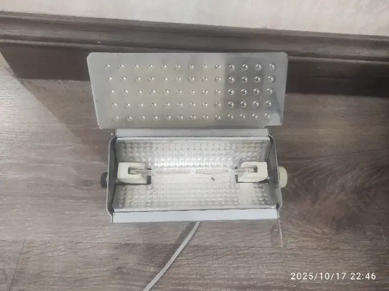 پروژکتور هالوژنی فلزی با کیفیت بالا|لامپ و چراغ|کرج, شاهین‌ویلا|دیوار