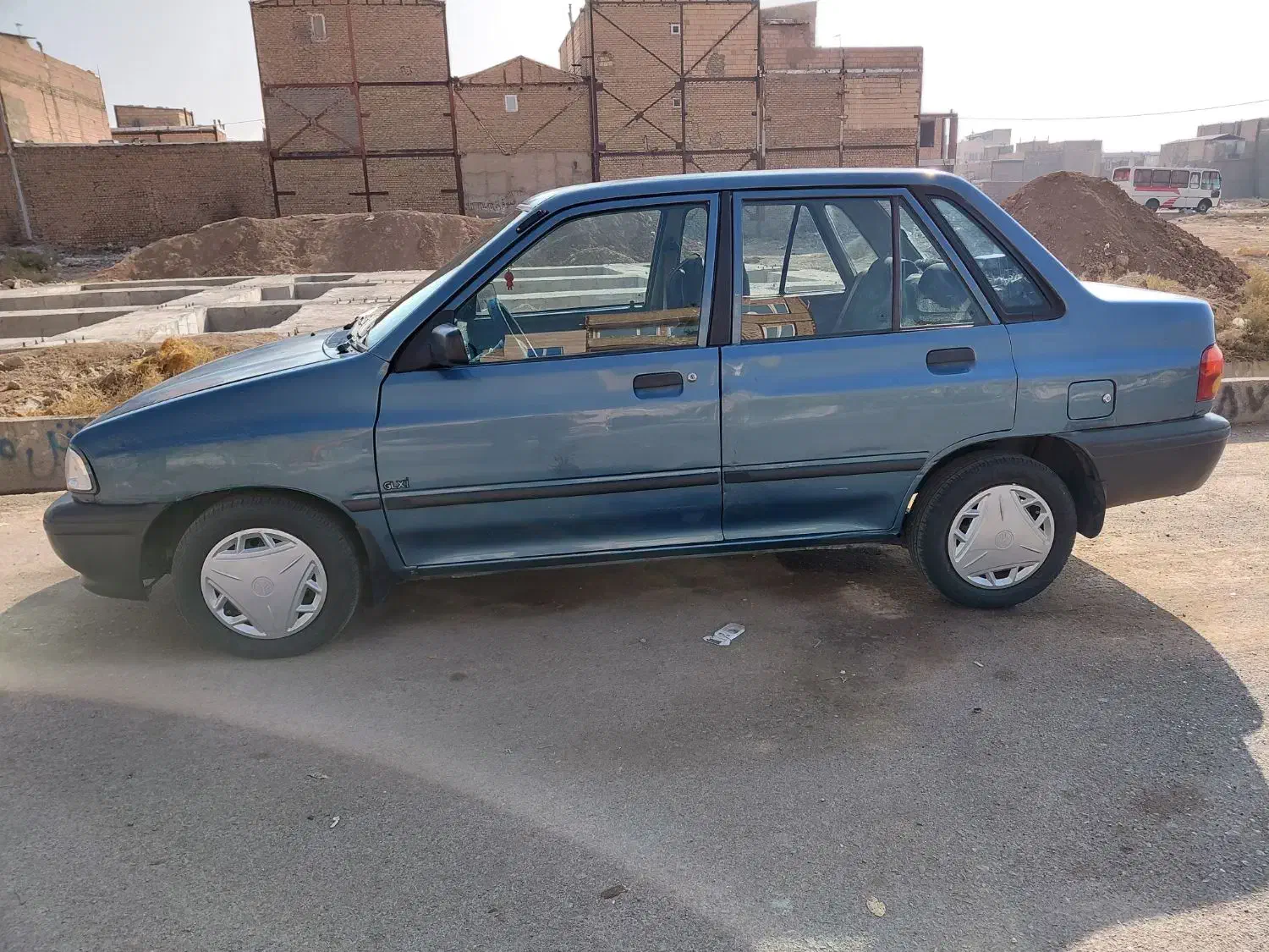 پرایدمدل۱۳۸۴بیرنگ و پلمپ بدون ترک|خودرو سواری و وانت|نظرآباد, رسالت|دیوار