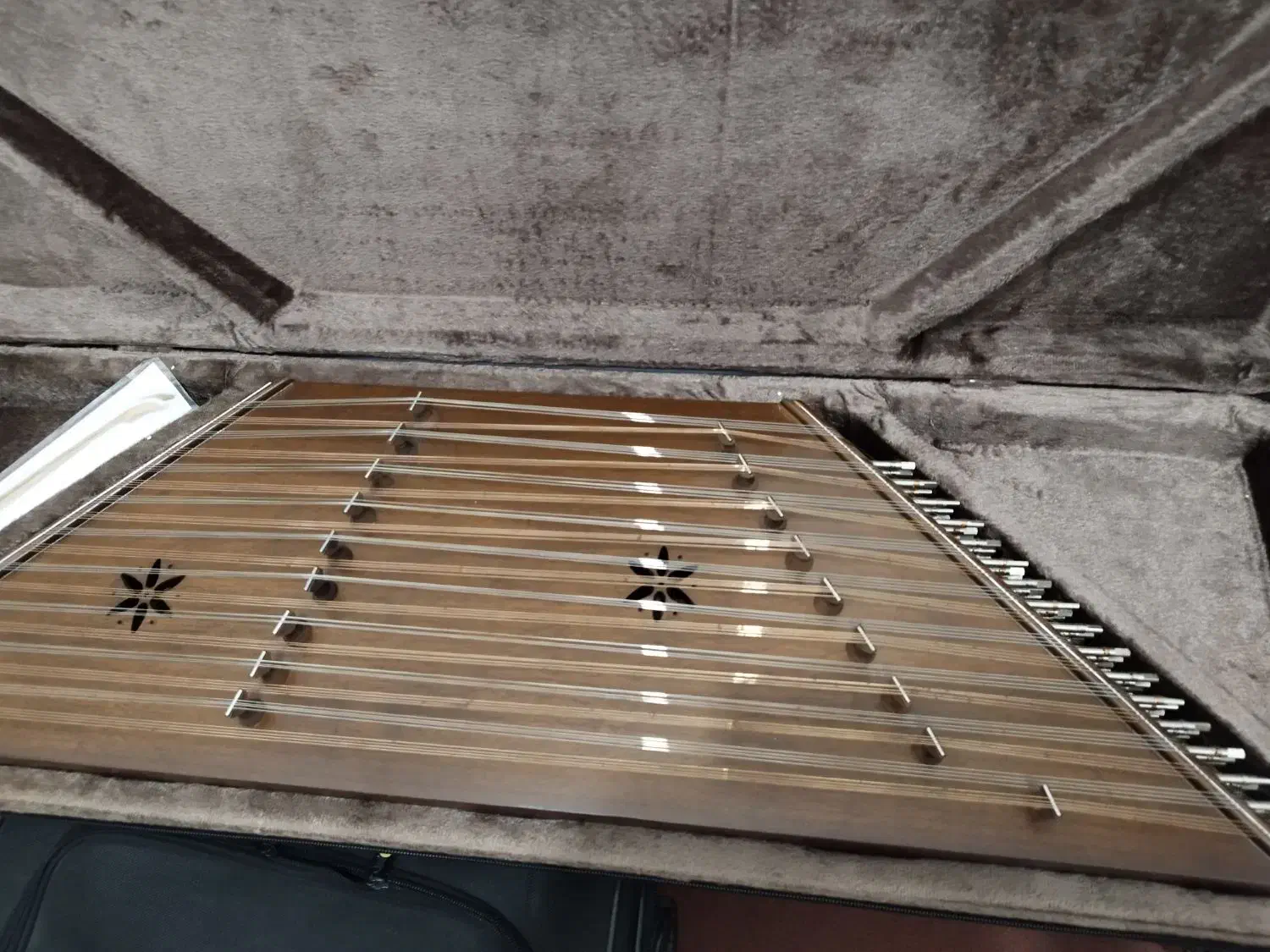 سنتور نو|سازهای سنتی|آبیک, |دیوار