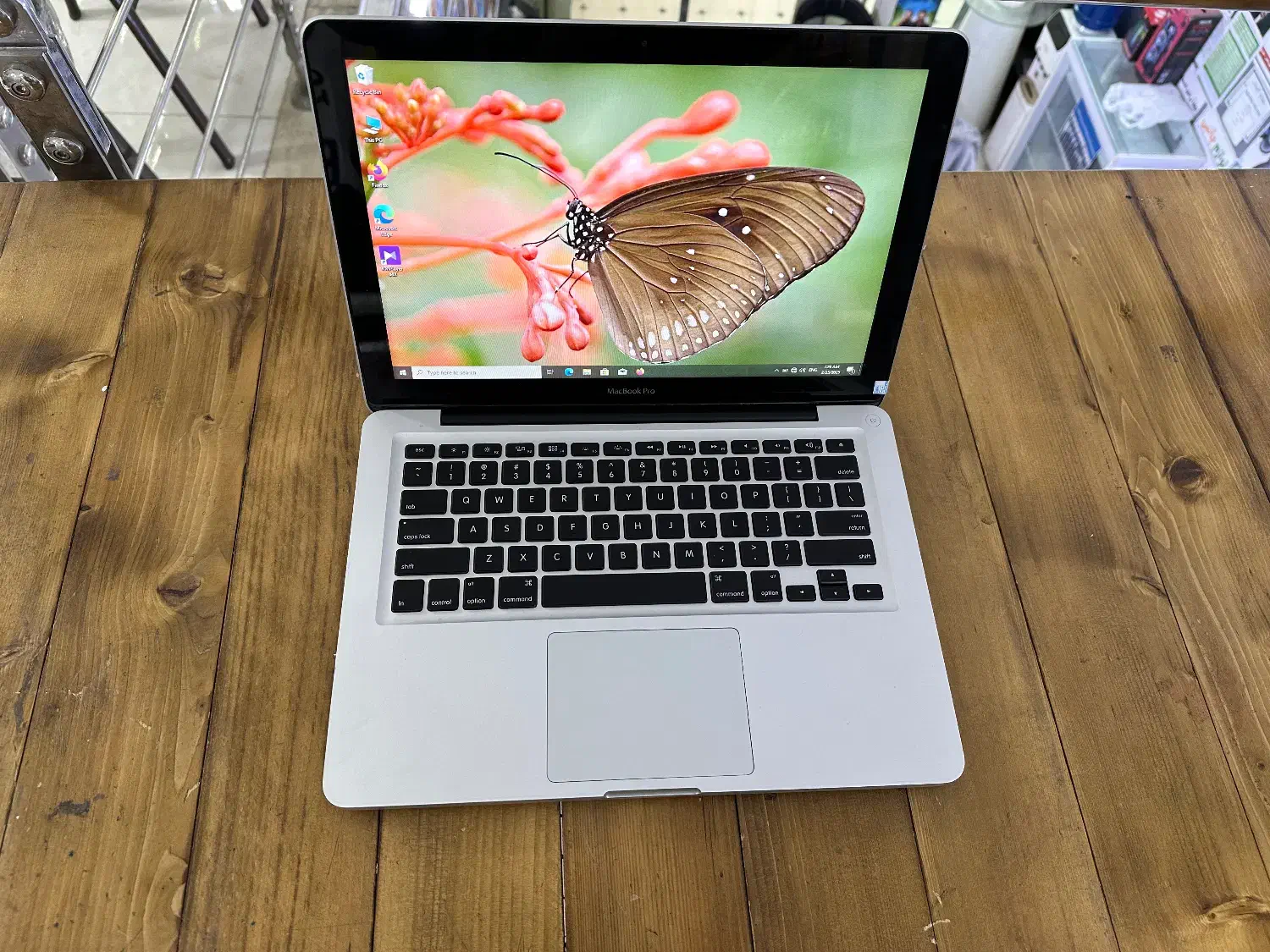 لپ تاپ مک بوک پرو i5 شارژر اصلی رم8 macbook pro|رایانه همراه|شیراز, زرهی|دیوار