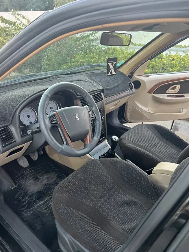 پژو پارس سال مدل ۴۰۱|خودرو سواری و وانت|لار, |دیوار