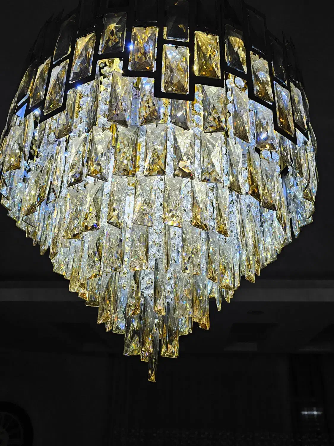 دوعدد لوستر سایزبزرگ|لوستر و چراغ آویز|اصفهان, میرعماد|دیوار