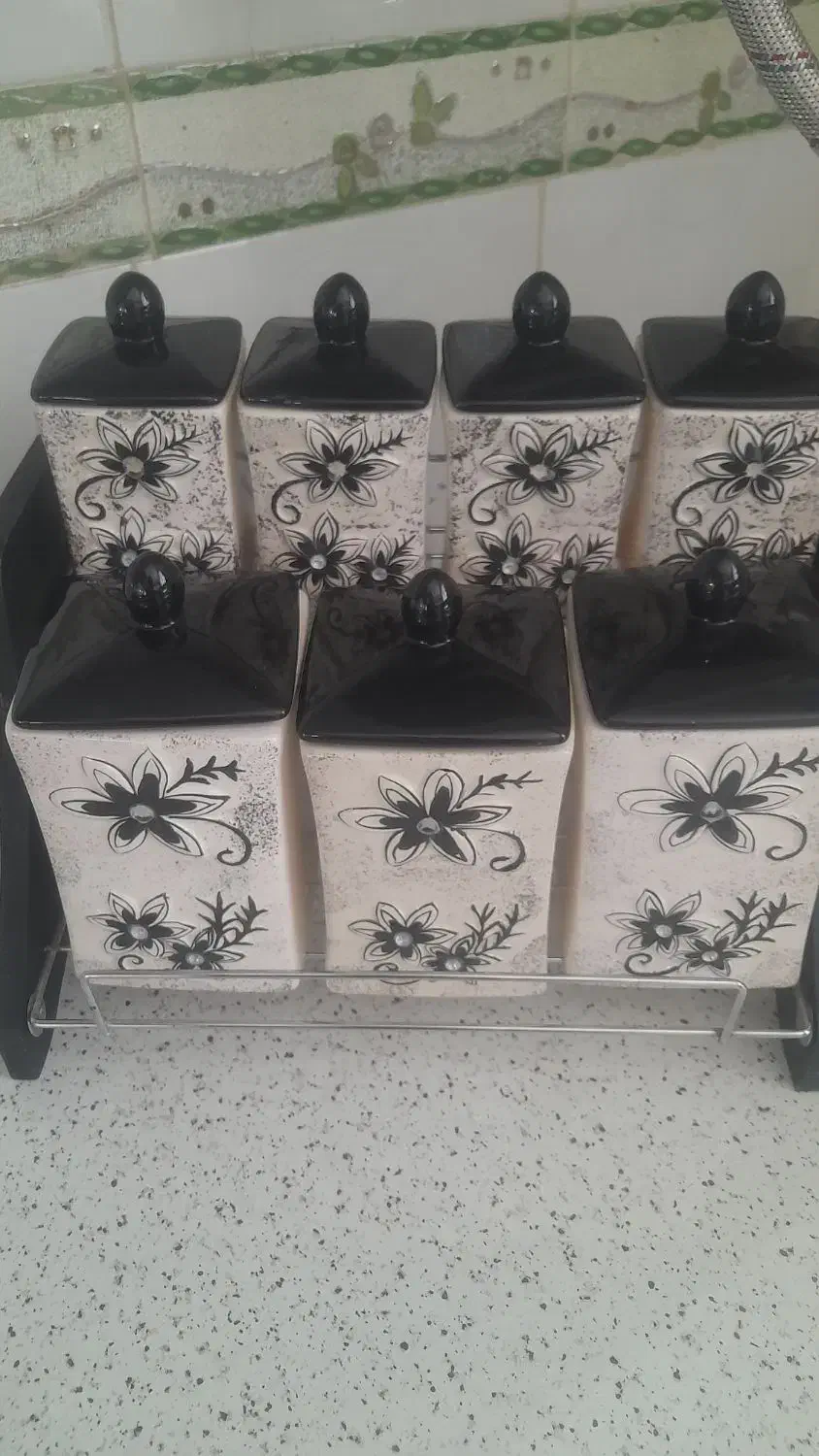 جا ادویه ای در حد نو بدون شکستگی|ظروف نگهدارنده، پلاستیکی، یک‌بارمصرف|کرمانشاه, |دیوار