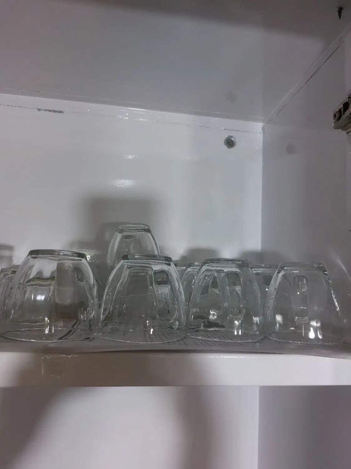 لیوان و استکان|ظروف سرو و پذیرایی|مرودشت, فرهنگ|دیوار