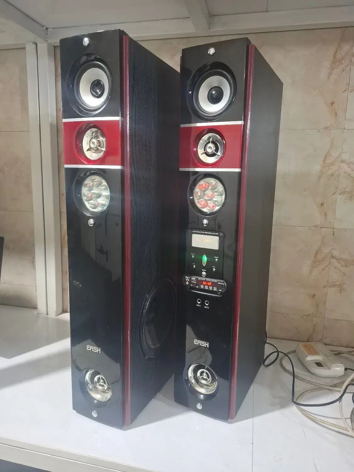 اسپیکر فلش خور بلوتوثی رقص نور دارد سالم ارتفاع۸۰|سیستم صوتی خانگی|کرج, چمران|دیوار