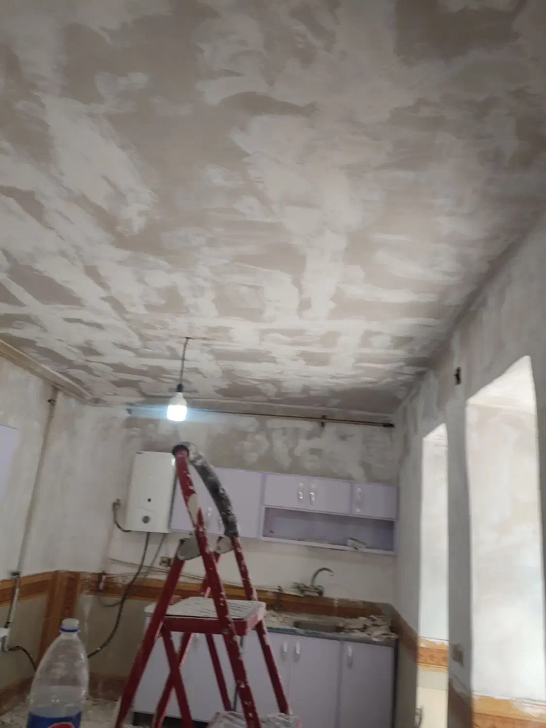 رنگ آمیزی ساختمان و بتونه کناف|خدمات پیشه و مهارت|یاسوج, |دیوار