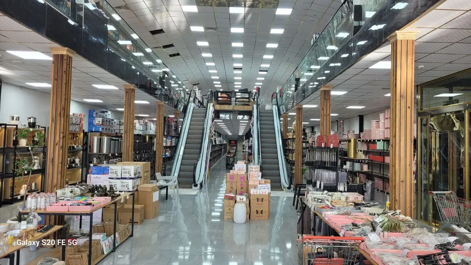 فروشنده خانم|استخدام بازاریابی و فروش|تبریز, |دیوار