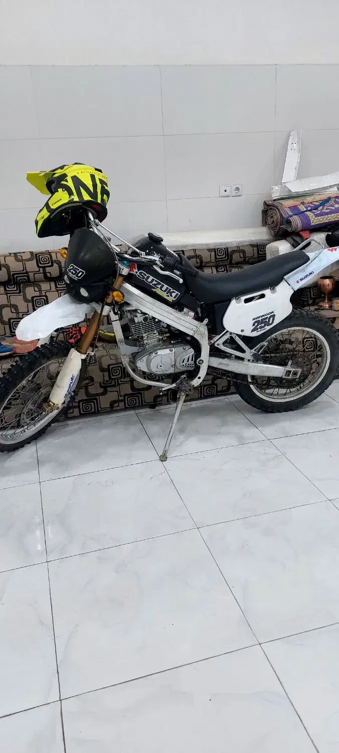 تریل امیکو تایوانی مزایده|موتورسیکلت|گناباد, |دیوار