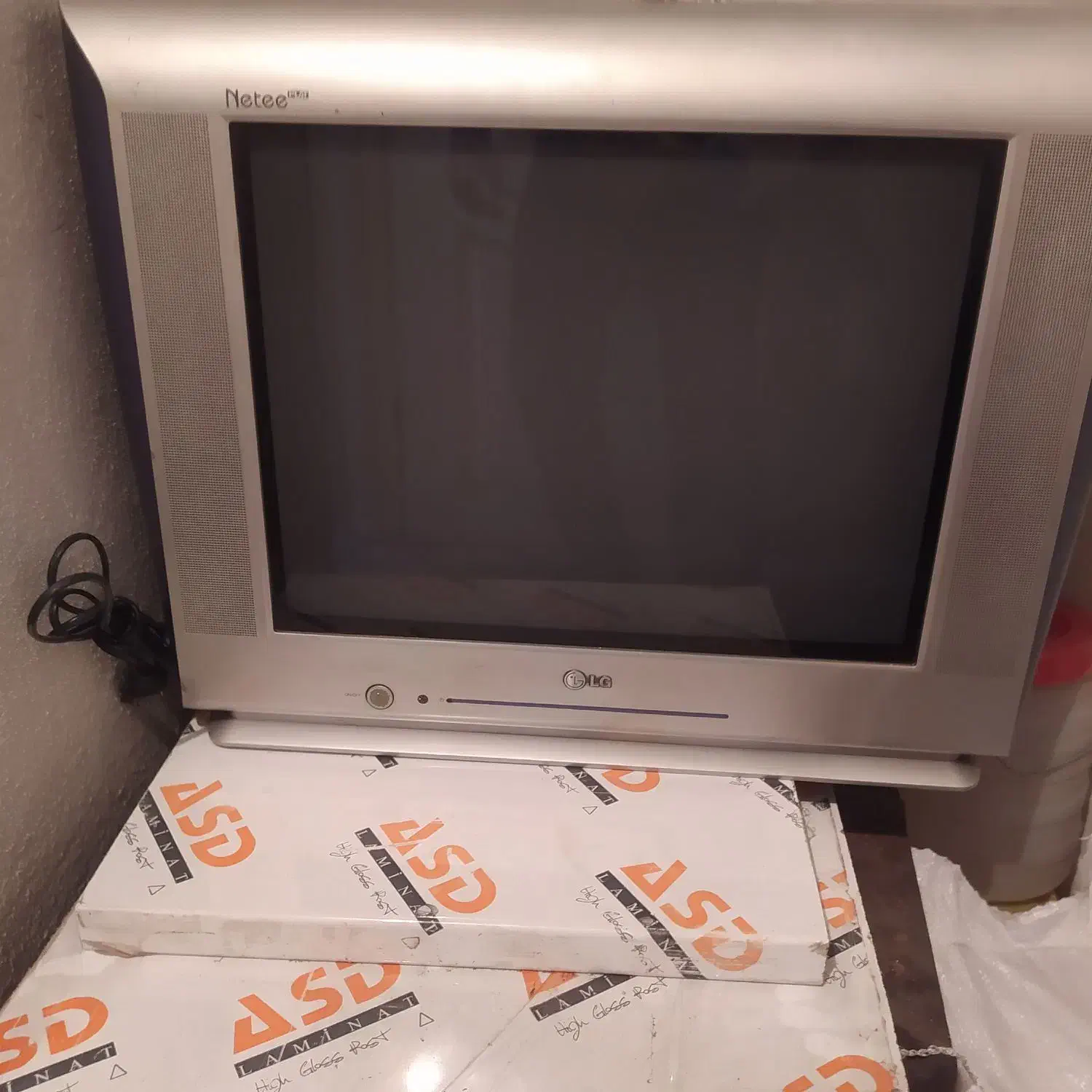 تلویزیون مارک ال جی|تلویزیون و پروژکتور|تبریز, |دیوار