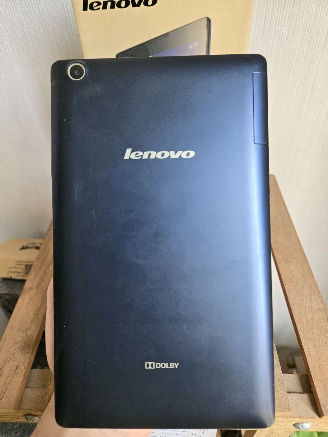 Lenovo Tab 2 A series|تبلت|اندیشه, اندیشه فاز ۱|دیوار