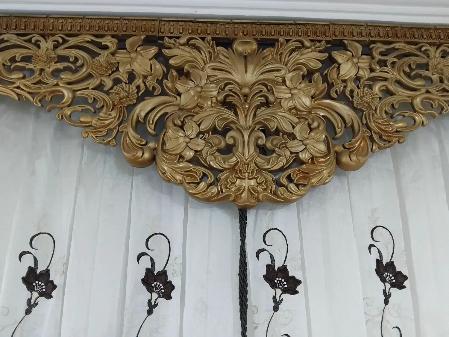 پرده|پرده، رانر، رومیزی|شاهین دژ, |دیوار