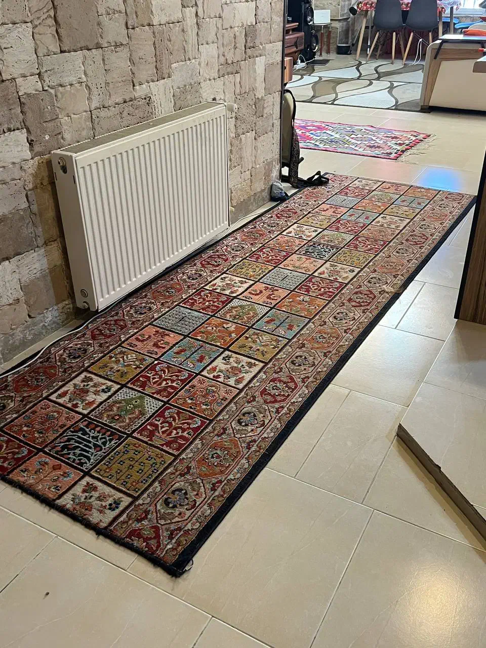 فرش کناره ۵۰۰ شانه|فرش|چالوس, |دیوار