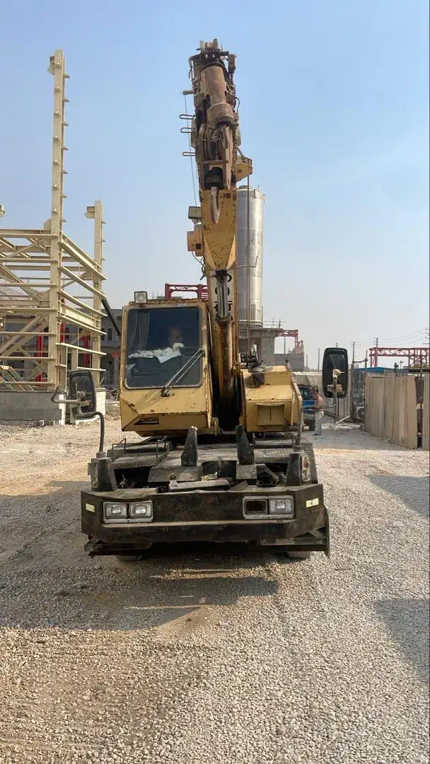 جرثقیل 7 تن کارگاهی|خودرو سنگین|سیراف, |دیوار