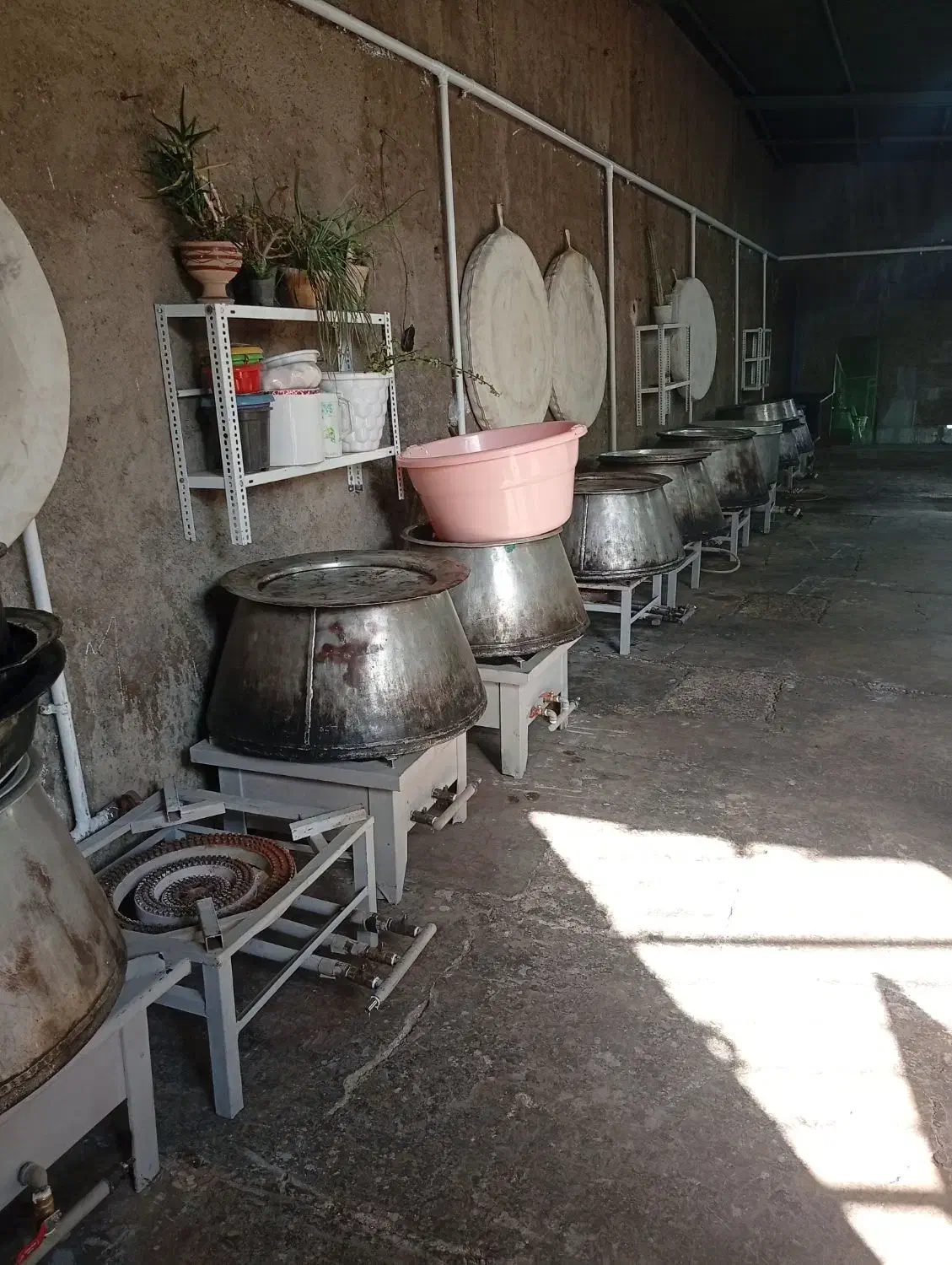 سالن آشپزی اجاره برای پخت و پز باتجهیزات|خدمات پذیرایی، مراسم|قزوین, |دیوار