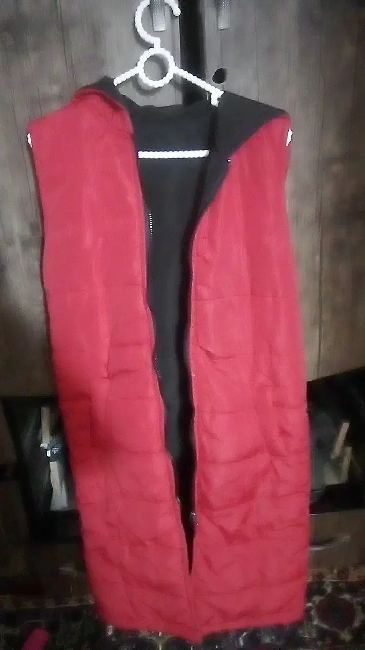 پافر|لباس|قم, ولیعصر|دیوار