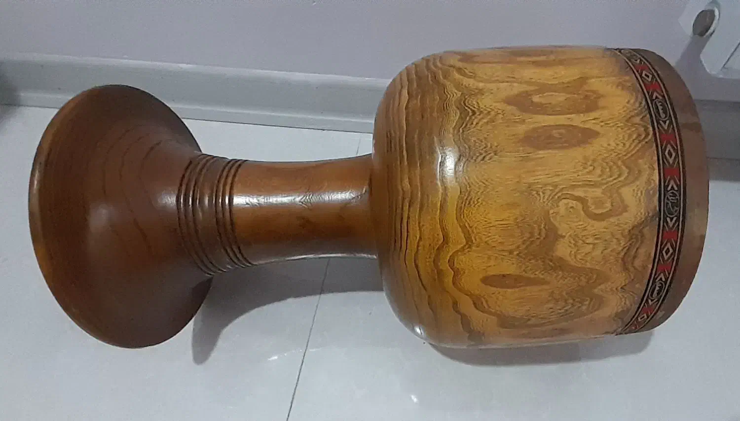 تنبک چوب گردو وپوست آهو|سازهای سنتی|گرگان, |دیوار