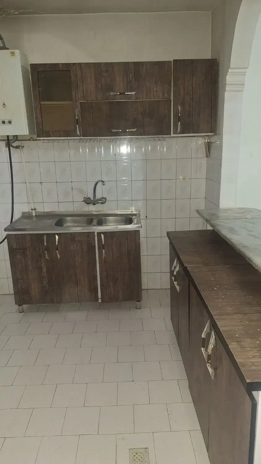 کابینت بدنه فلز.درب ام دی اف.هود.سینگ۴تومن|آب‌چکان و نظم‌دهنده ظروف|کرج, حیدرآباد|دیوار