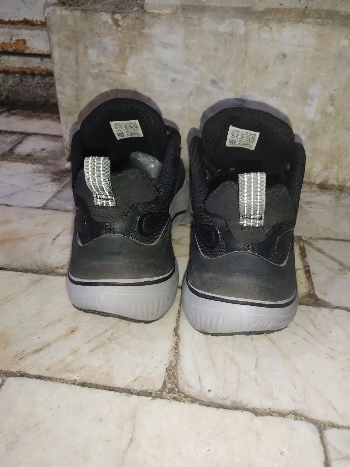 کتونی اورجینال|کیف، کفش، کمربند|قم, نیروگاه|دیوار