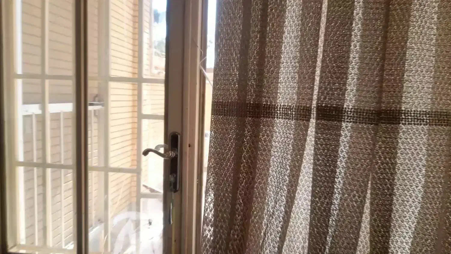 اجاره منزل ۲ خواب ، طبقه اول ، خیابان اهن فروشا|اجارهٔ آپارتمان|رفسنجان, |دیوار