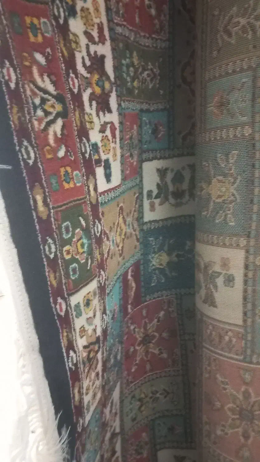 گلیم فرش چهل تیکه و یک میز|گلیم، جاجیم، گبه|کرمانشاه, |دیوار