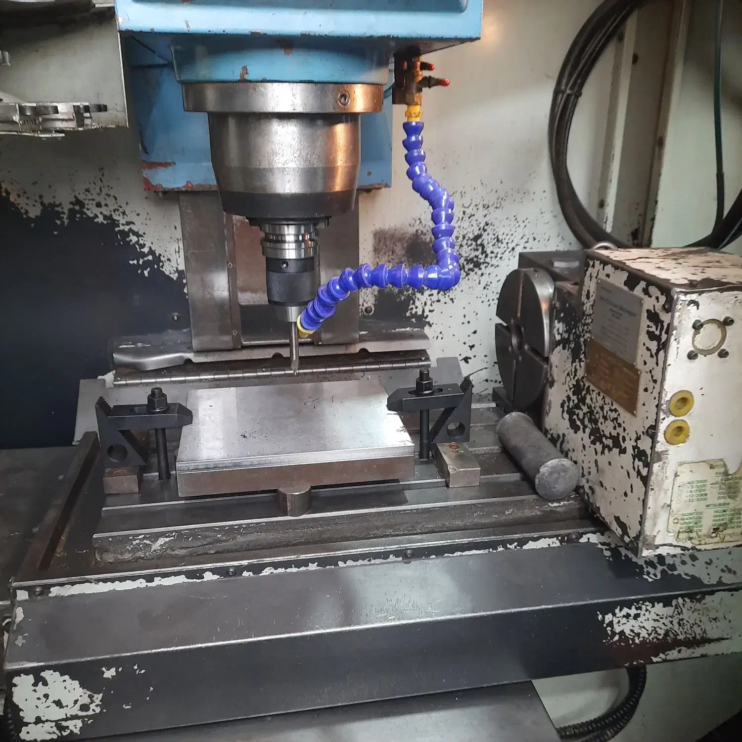 خدمات فرز ۳و۴ محورcnc|خدمات پیشه و مهارت|پاکدشت, خاتون آباد|دیوار