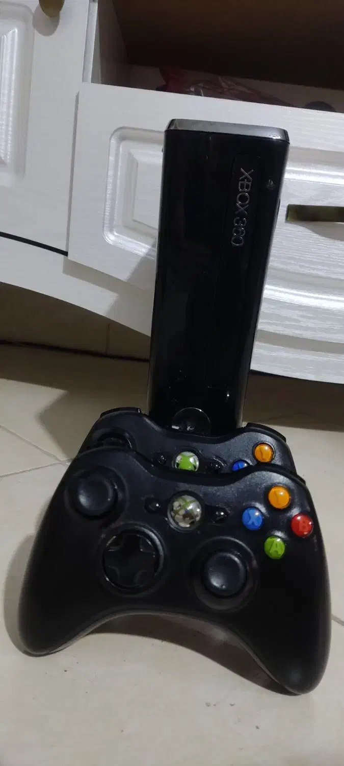 Xbox 360 super slim|کنسول، بازی ویدئویی و آنلاین|زنجان, |دیوار