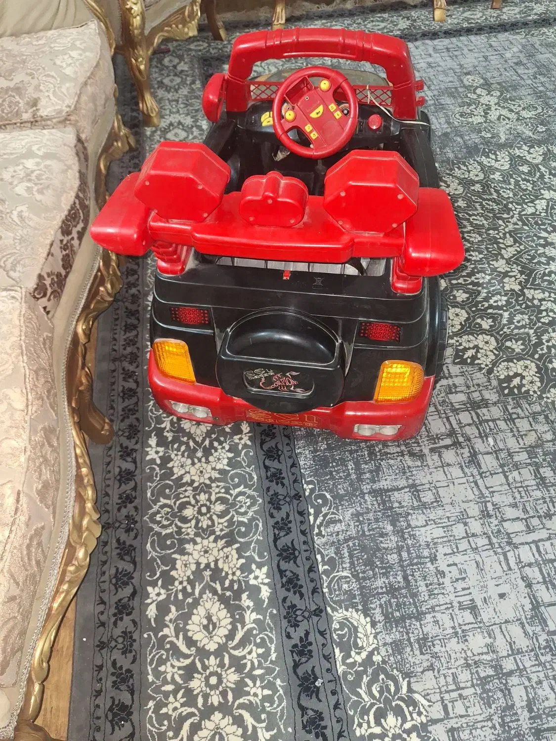 ماشین  شارژی  دوموتور|اسباب‌بازی بچه|مشهد, دانشجو|دیوار