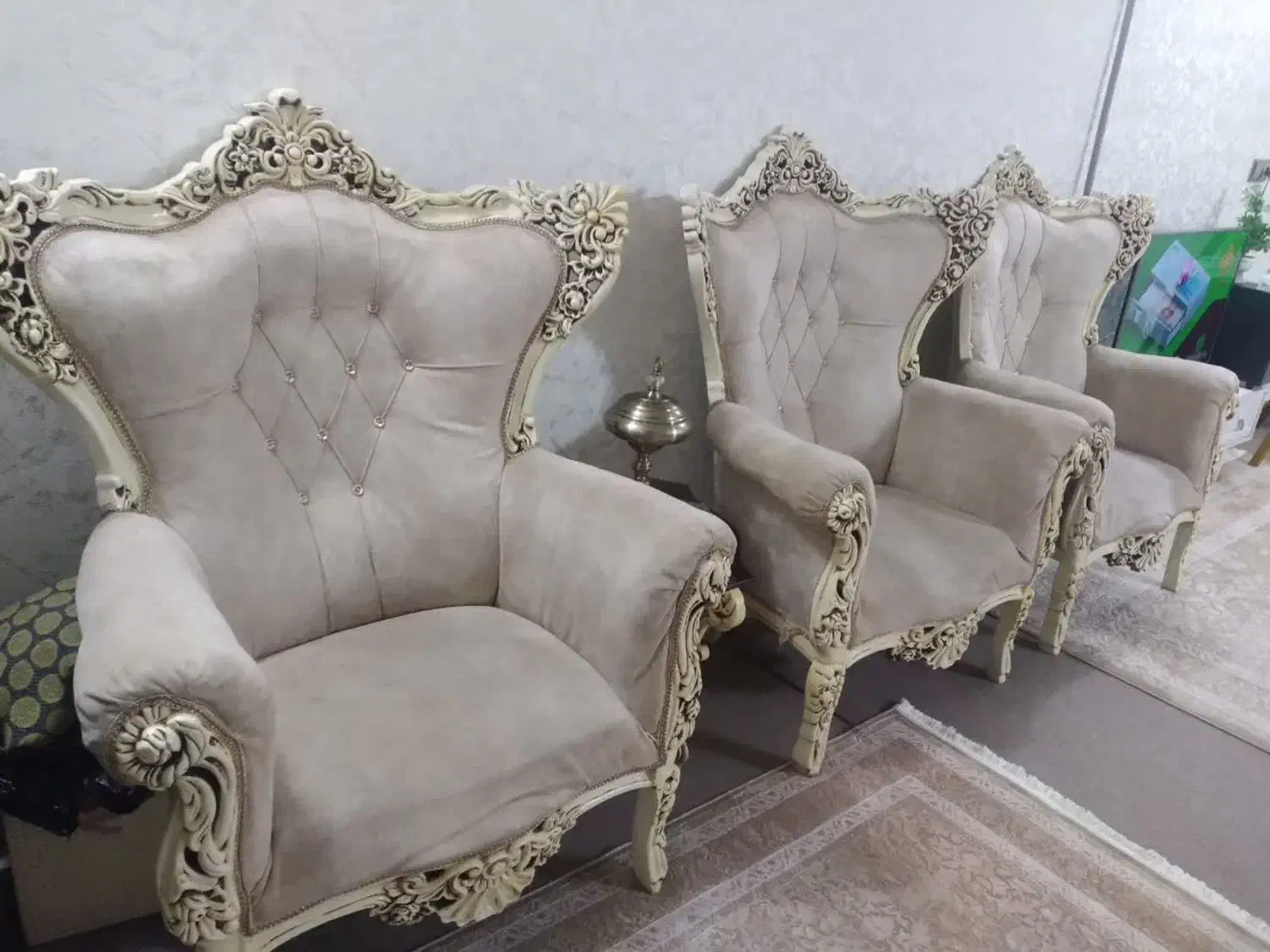 مبل ۹ نفره|مبلمان خانگی و میز عسلی|قم, شهر قائم|دیوار