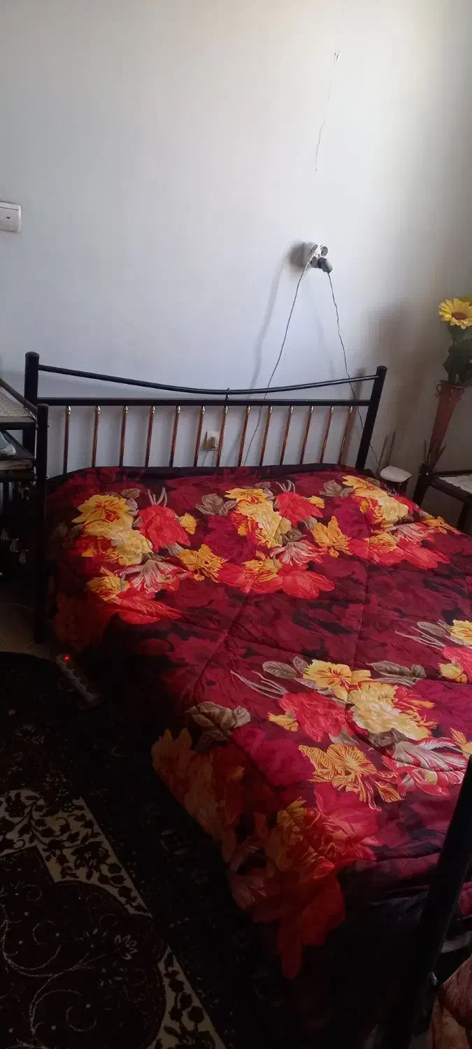 سرویس خواب دونفره فرفورژه در حد نو|تخت و سرویس خواب|کرمان, |دیوار