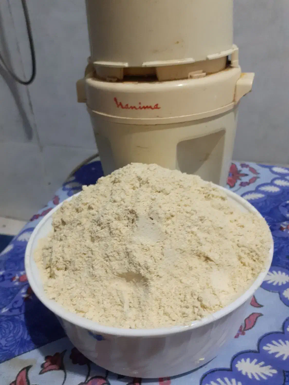 اسباب بازی    عروسک|اسباب‌‌بازی|بندر گناوه, |دیوار