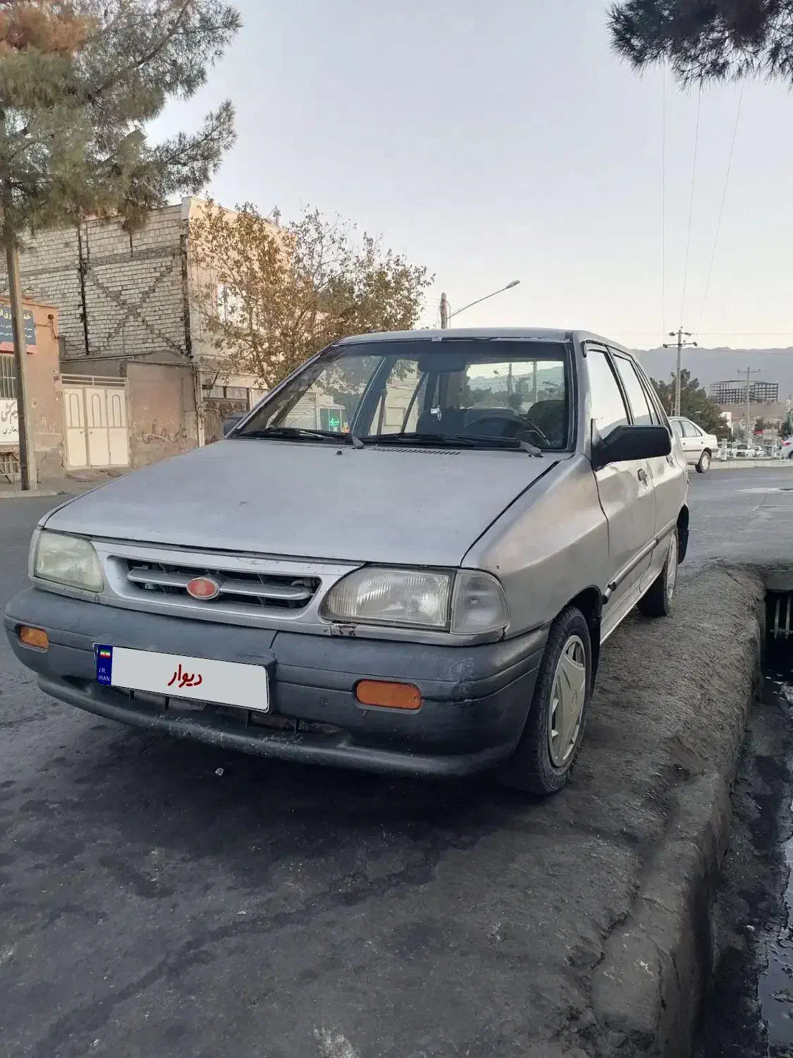 پرایدمدل82|خودرو سواری و وانت|بیرجند, |دیوار