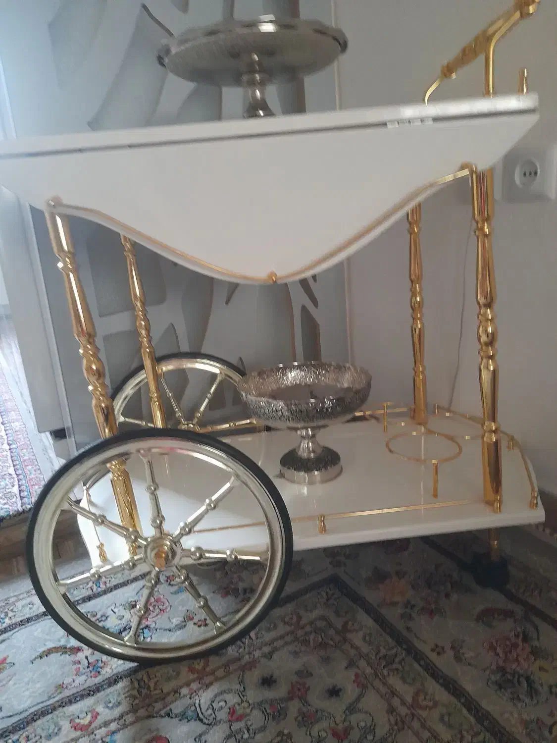 میز بار ومیزتیوی وساعت|بوفه، ویترین، کنسول|اراک, |دیوار