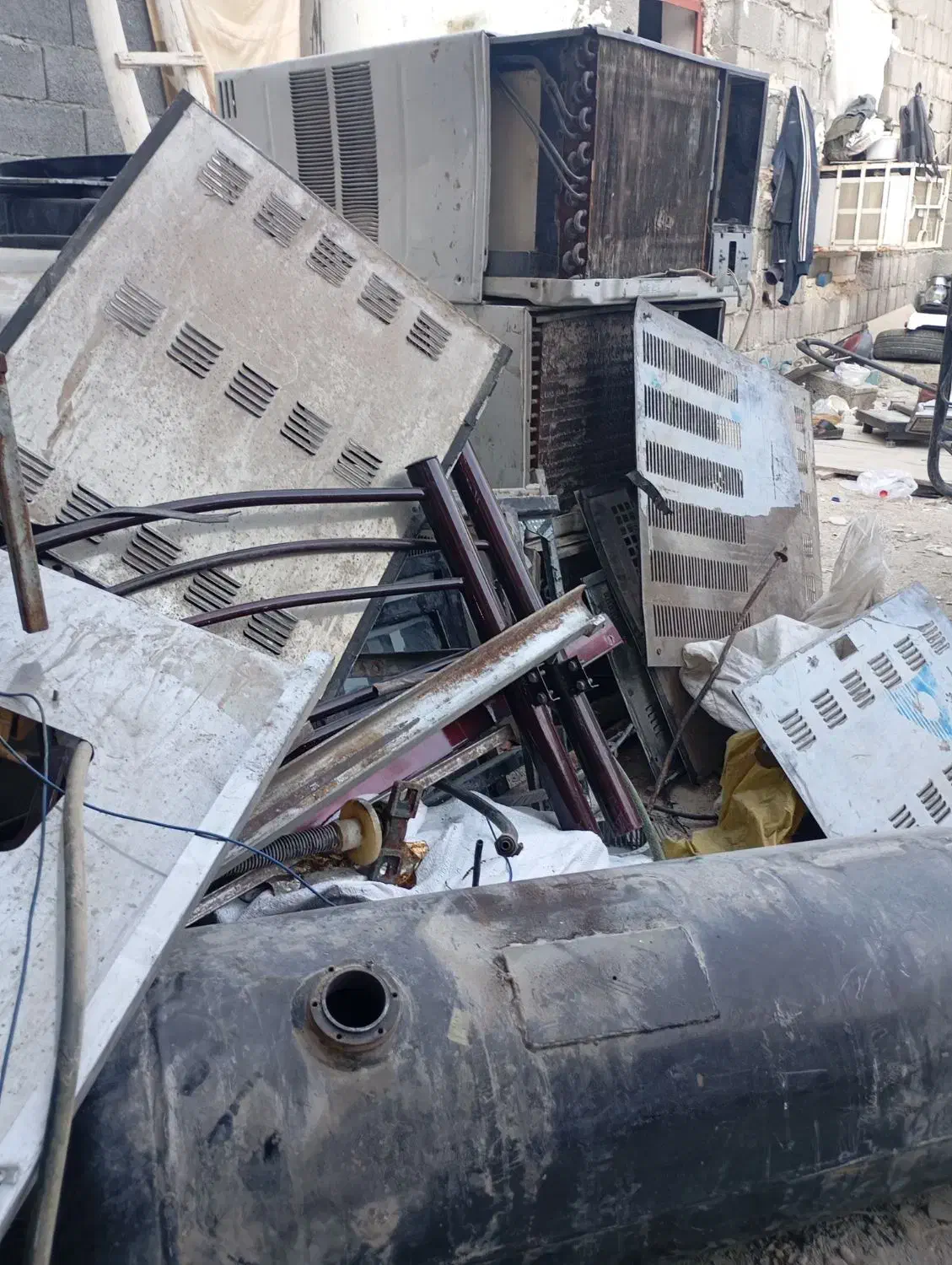 آهن آلات فولاد مس وسایل منزل کرگاهی|عمده‌فروشی|بندر کنگان, |دیوار