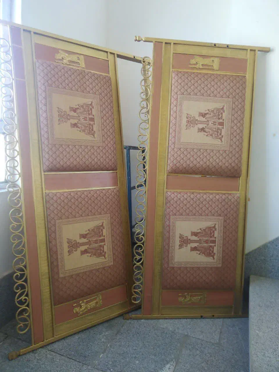 تخت دونفره فلزی|تخت و سرویس خواب|نظرآباد, رسالت|دیوار