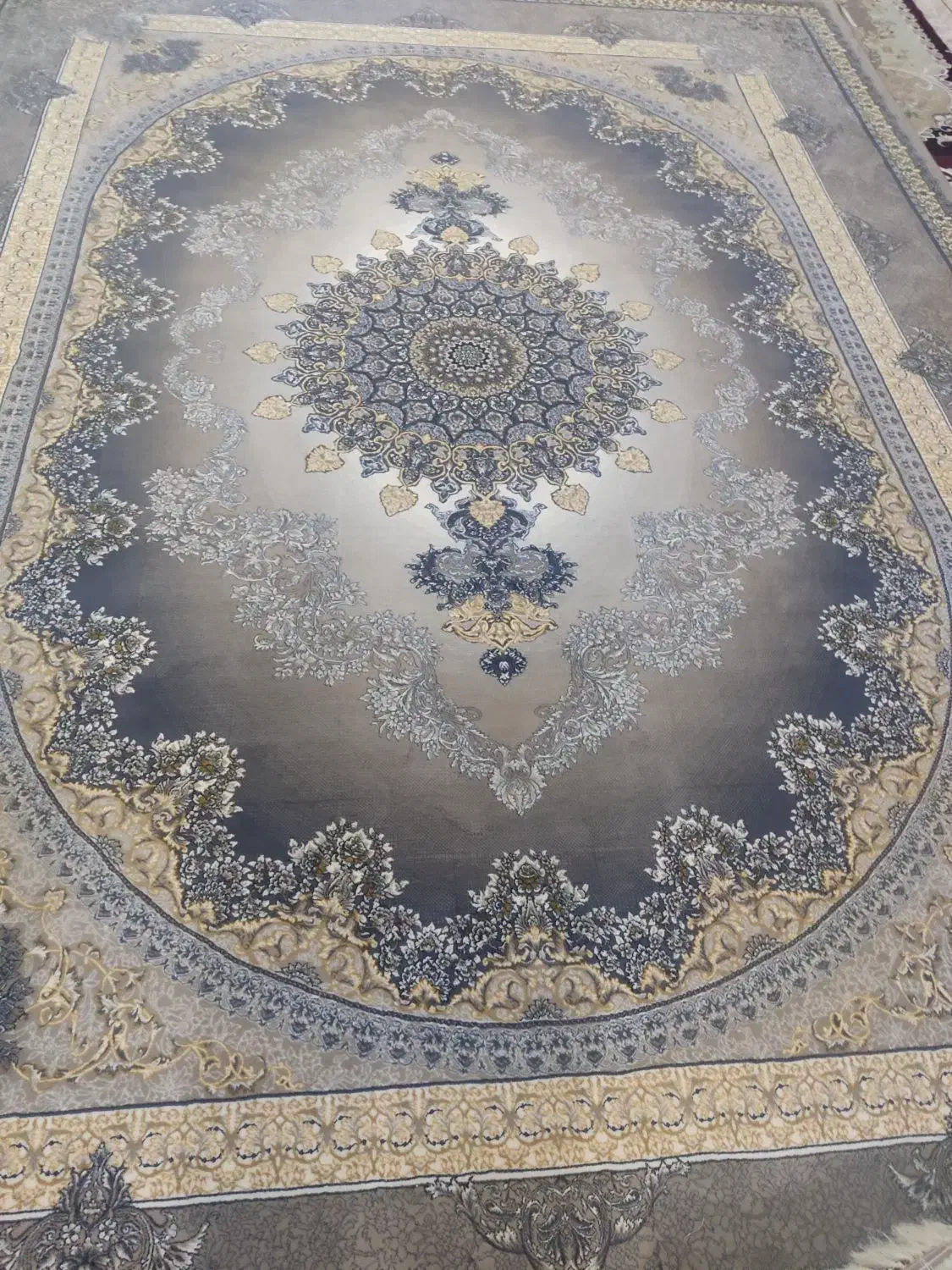 سه تخته فرش ۱۲متری نو آکبند|فرش|بروجرد, |دیوار