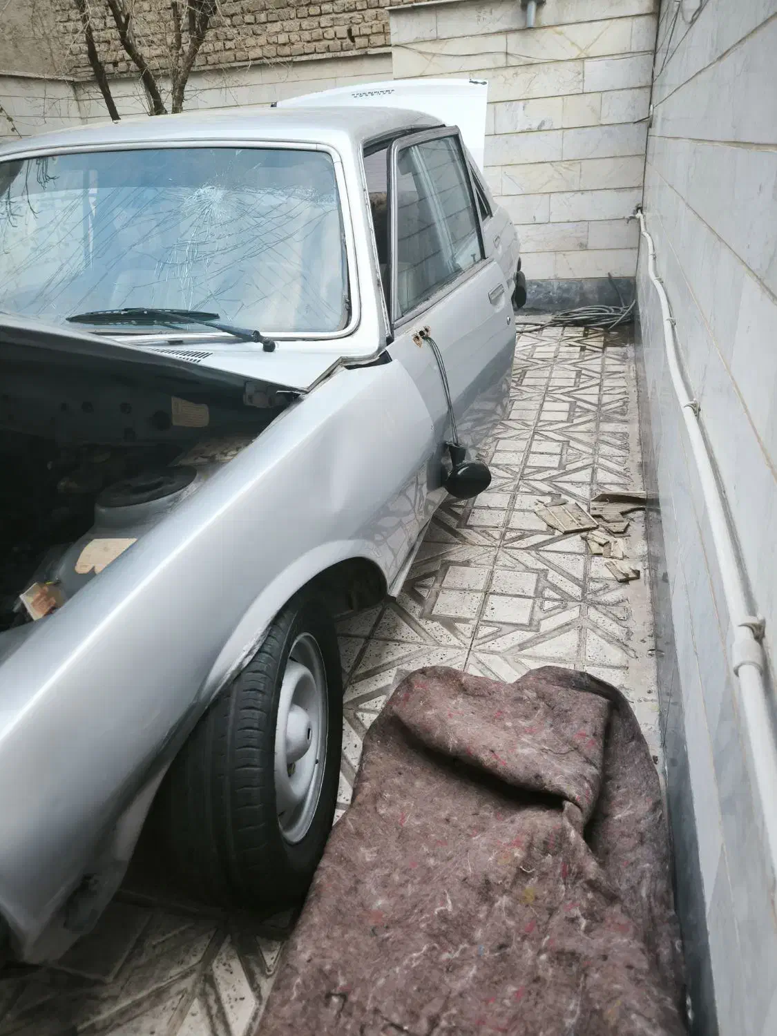 پژو ۵۰۴ تصادفی|خودرو سواری و وانت|قزوین, |دیوار