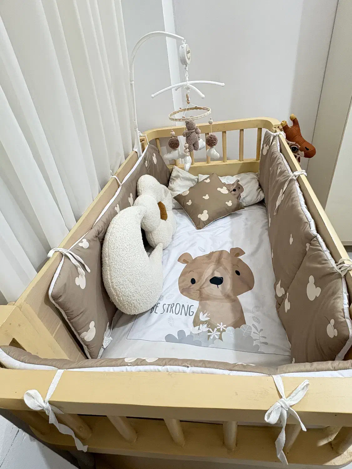 تخت مناسب سیسمونی|تخت و صندلی بچه|گرگان, |دیوار