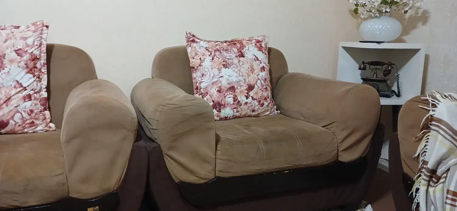 مبل  ۷ نفره|مبلمان خانگی و میز عسلی|مشهد, محمدآباد|دیوار