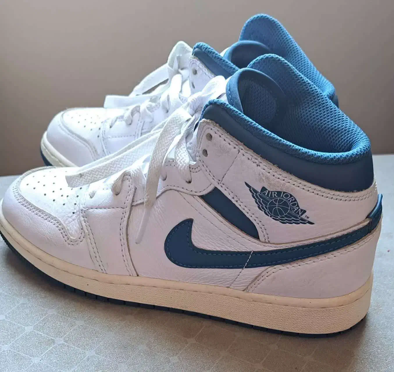 کتانی NIkE اصل سایز 36|کیف، کفش، کمربند|تهران, شهرک آپادانا|دیوار