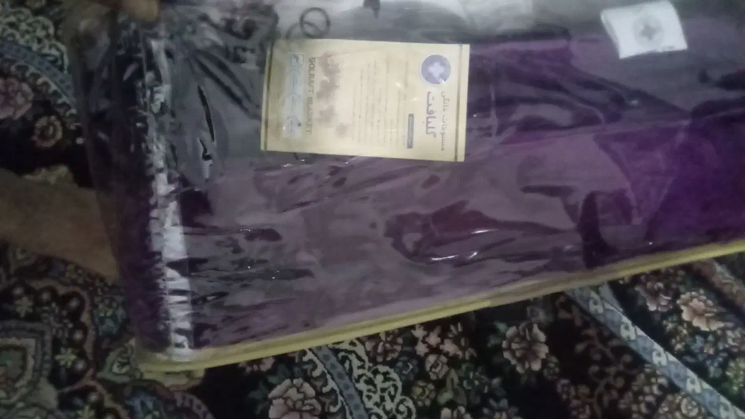 پتو گلبافت|رختخواب، بالش، پتو|تبریز, |دیوار