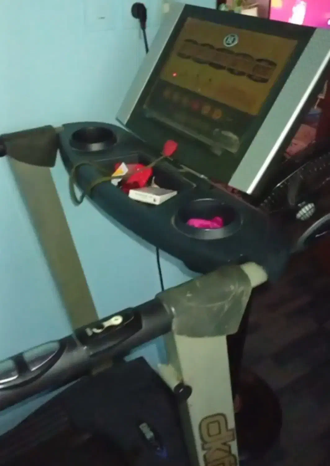 تردمیل|تجهیزات ورزشی|لاهیجان, انقلاب|دیوار