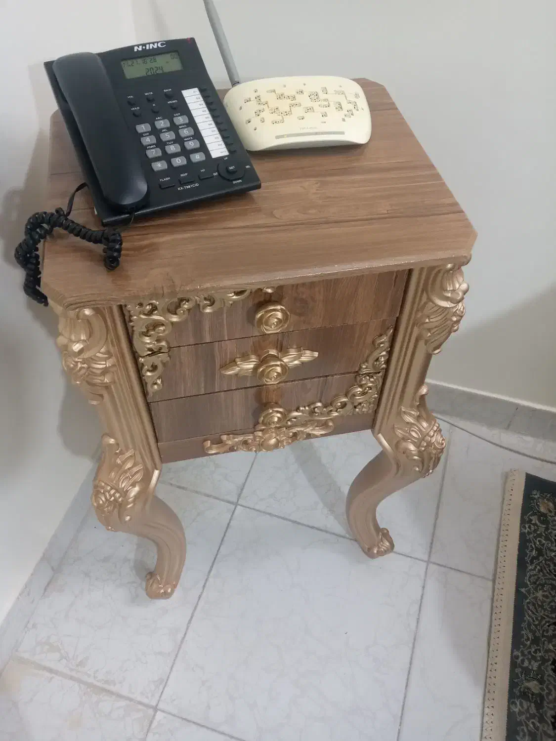 میز تلفن  نو|میز تلفن|رباط‌کریم, رباط‌کریم|دیوار