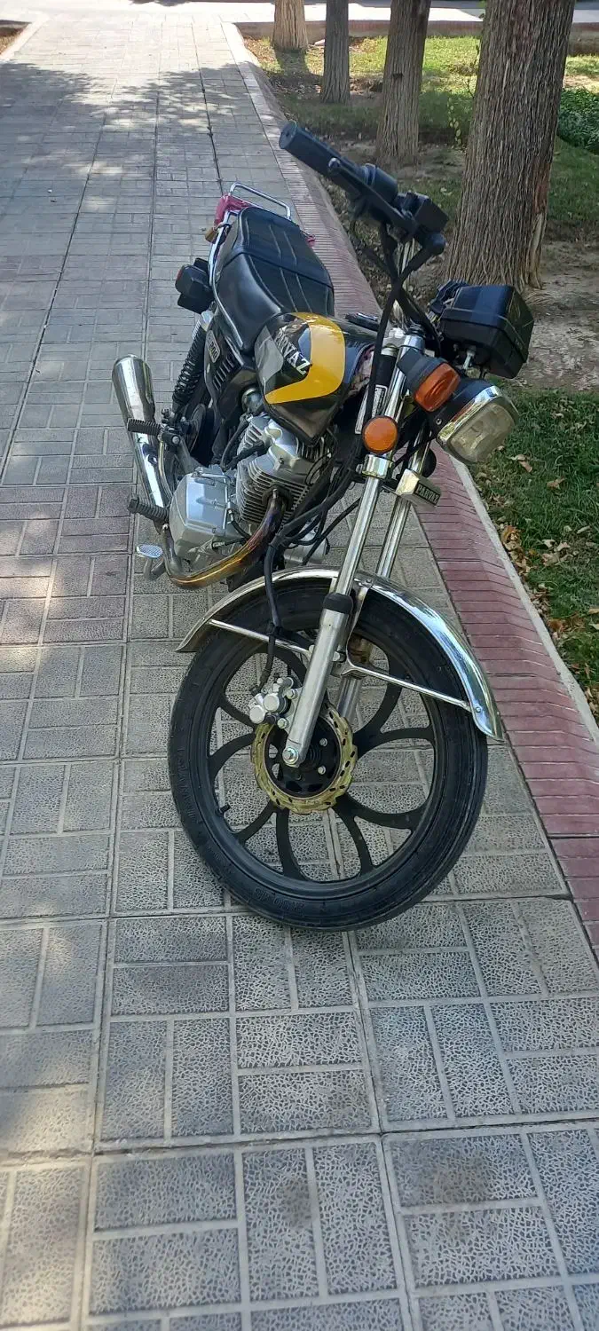 پرواز ۹۵ مدل۲۰۰ کاربراتور|موتورسیکلت|اصفهان, جویباره|دیوار