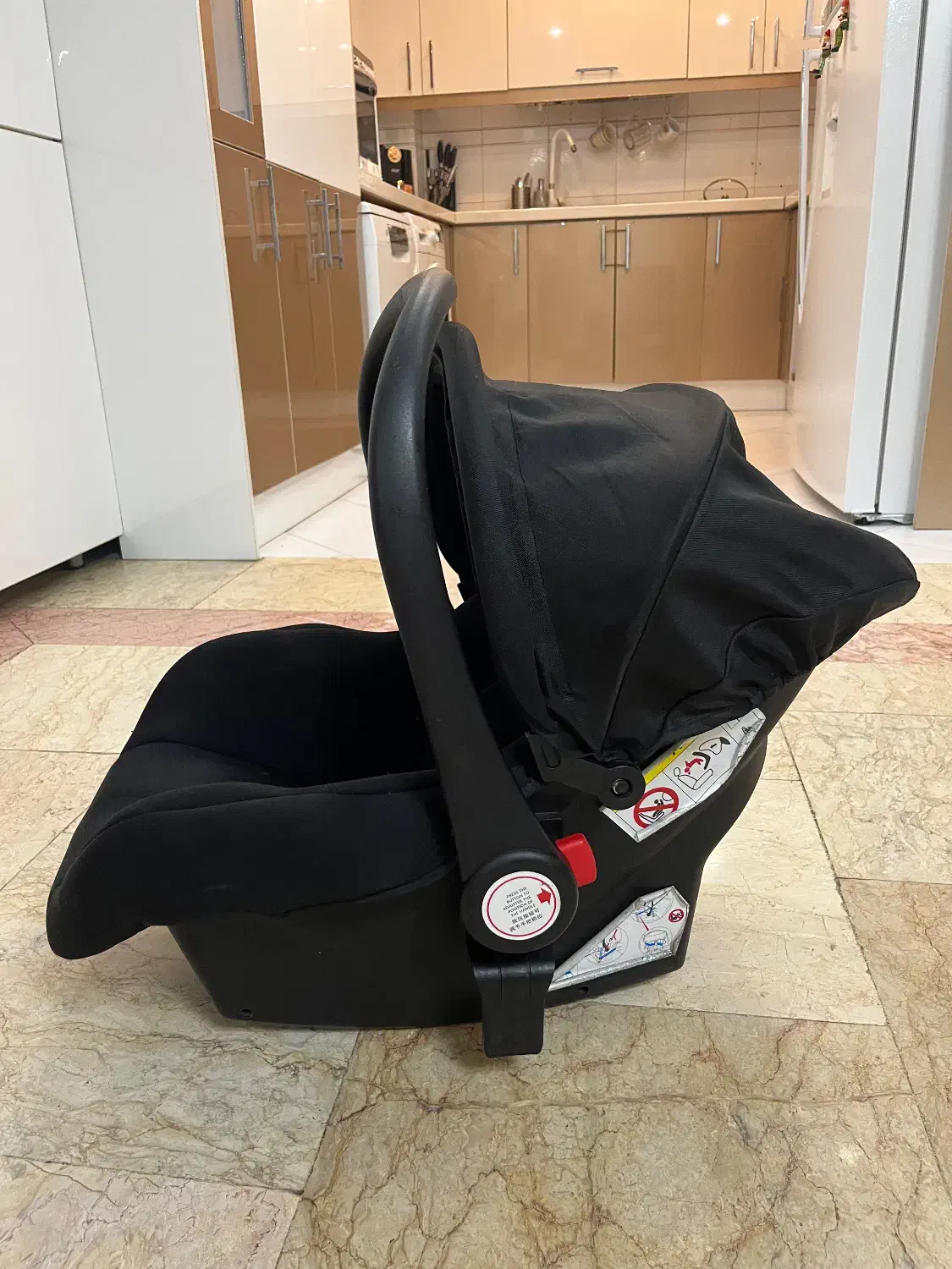 کریر در حد نو|کالسکه و لوازم جانبی|تهران, سازمان برنامه شمالی|دیوار