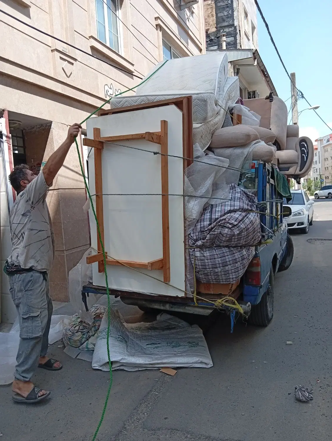 نیرو بار تخصصی تضمینی شبانهروزی|خدمات حمل و نقل|رشت, یخسازی|دیوار