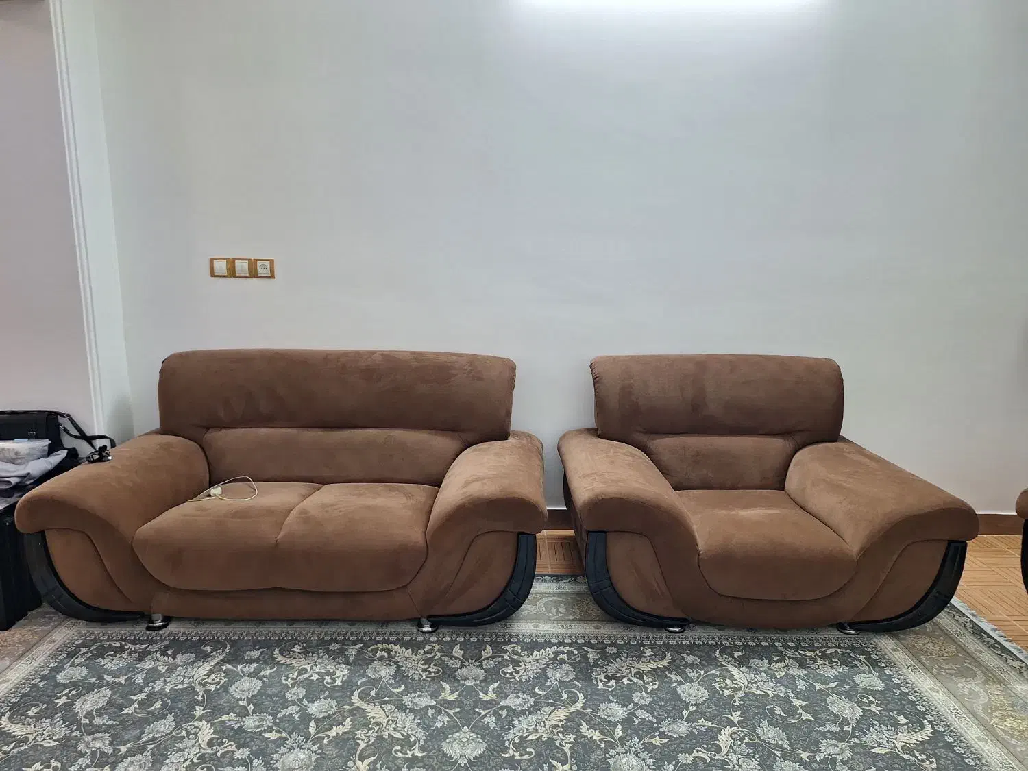 مبل ۷ نفره راحتی + کاناپه جلو تلوزیونی|مبلمان خانگی و میز عسلی|قائم‌شهر, |دیوار