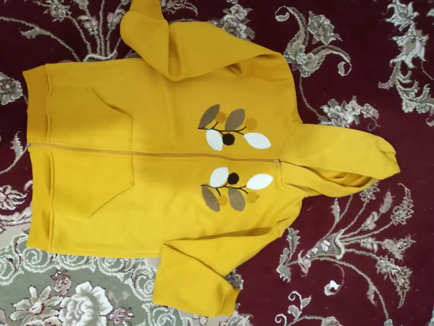 کاپشن و سویشرت با قیمت مناسب|لباس|تاکستان, |دیوار